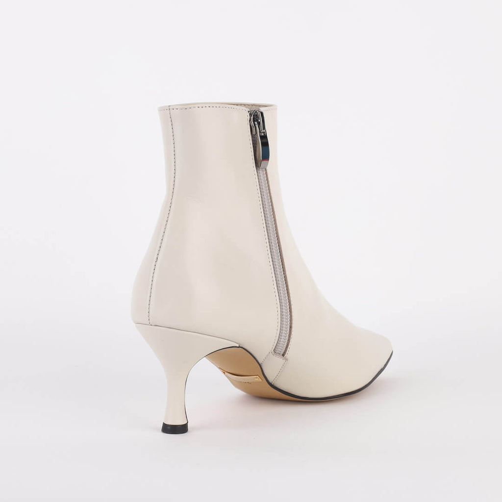 White kitten hotsell heel boots