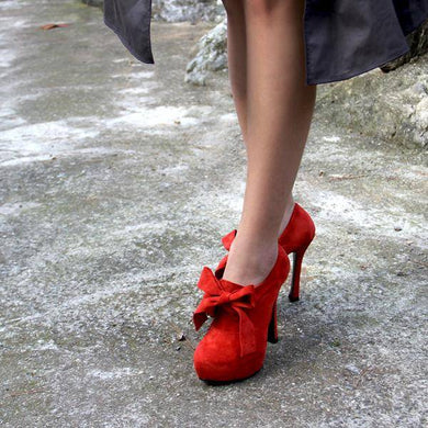 The Best & Petite Red Heels You NEED Right Now