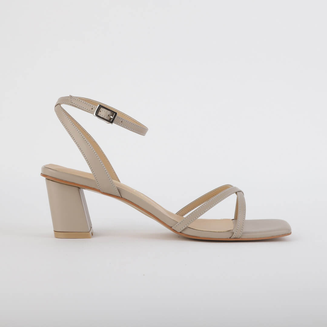 COPY - cream beige sandal