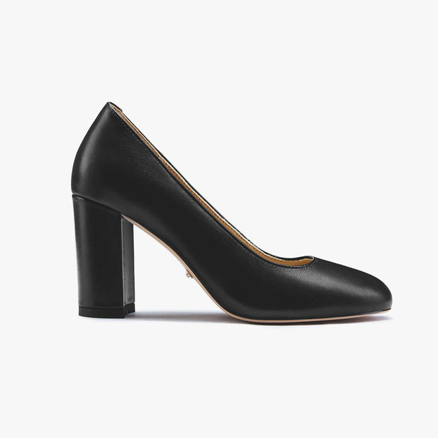 *ESHA - black leather chunky high heel pump