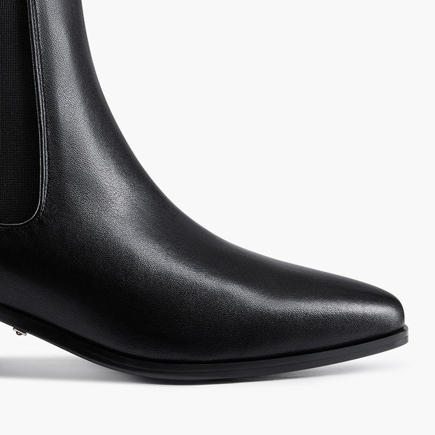 Chelsea Icon - Black Leather