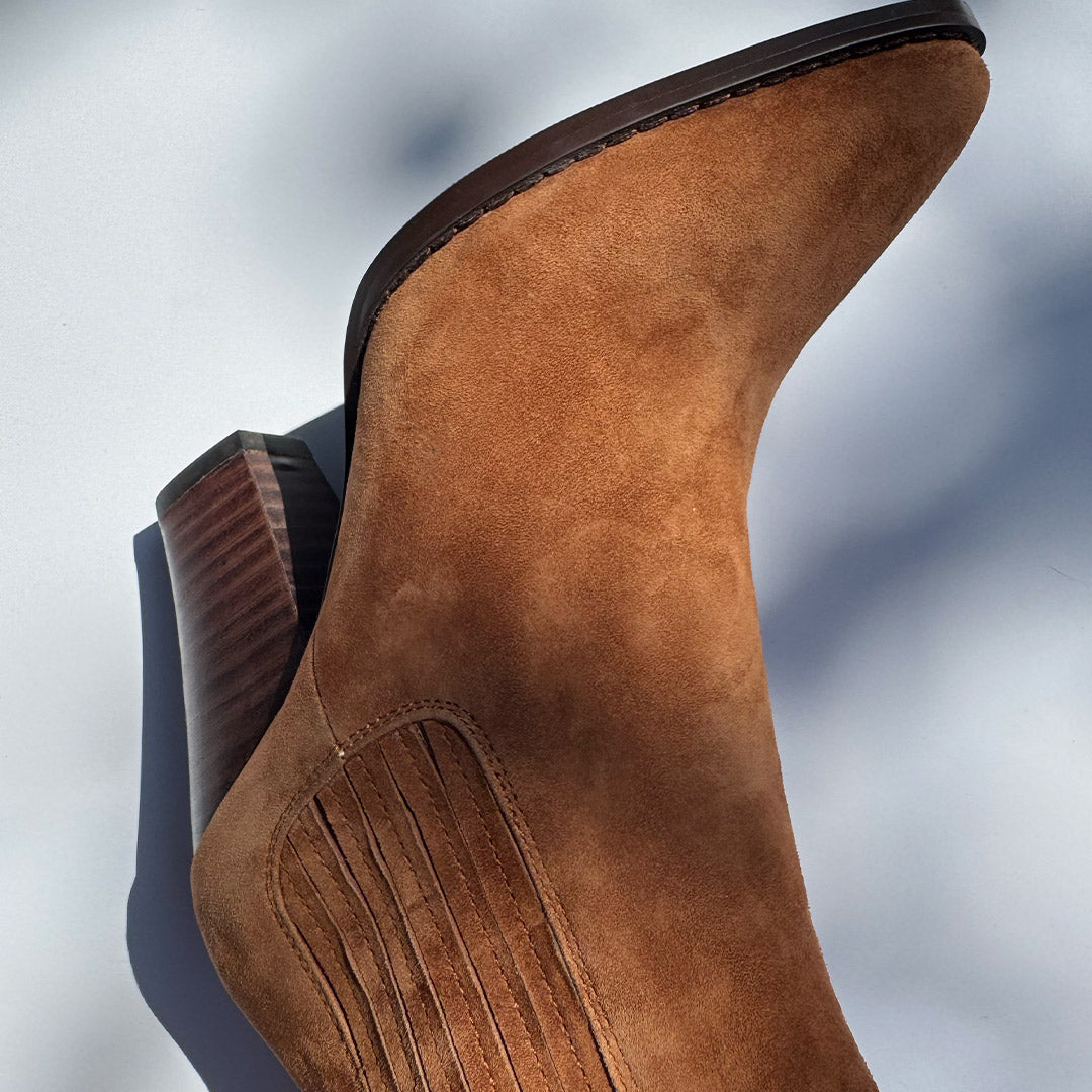 *JENNY BROWN - suede cowboy boots