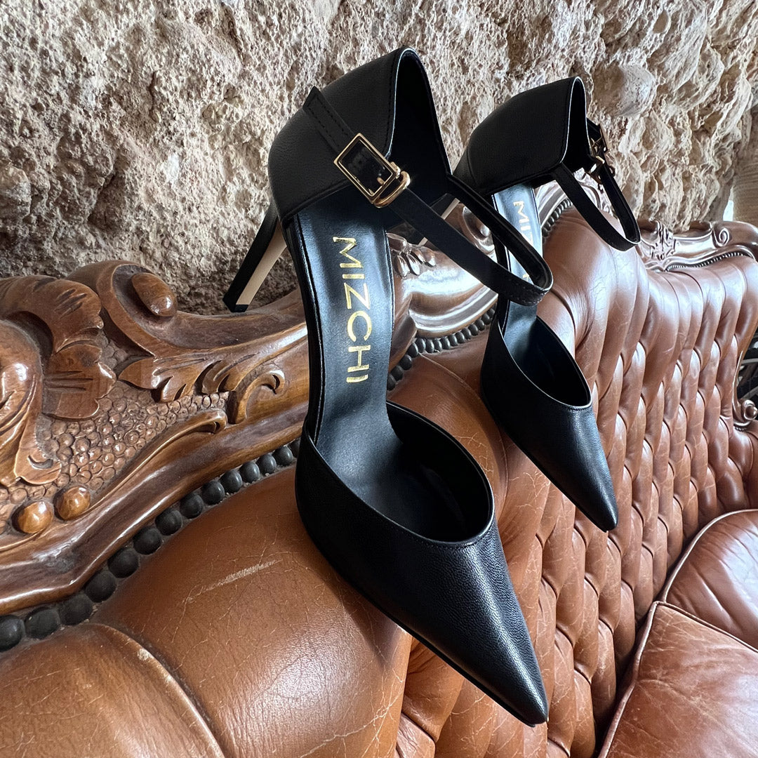 *RAFAELA - black, 8cm size UK 2