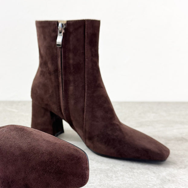 ROXANNE BROWN SUEDE - leather ankle boots
