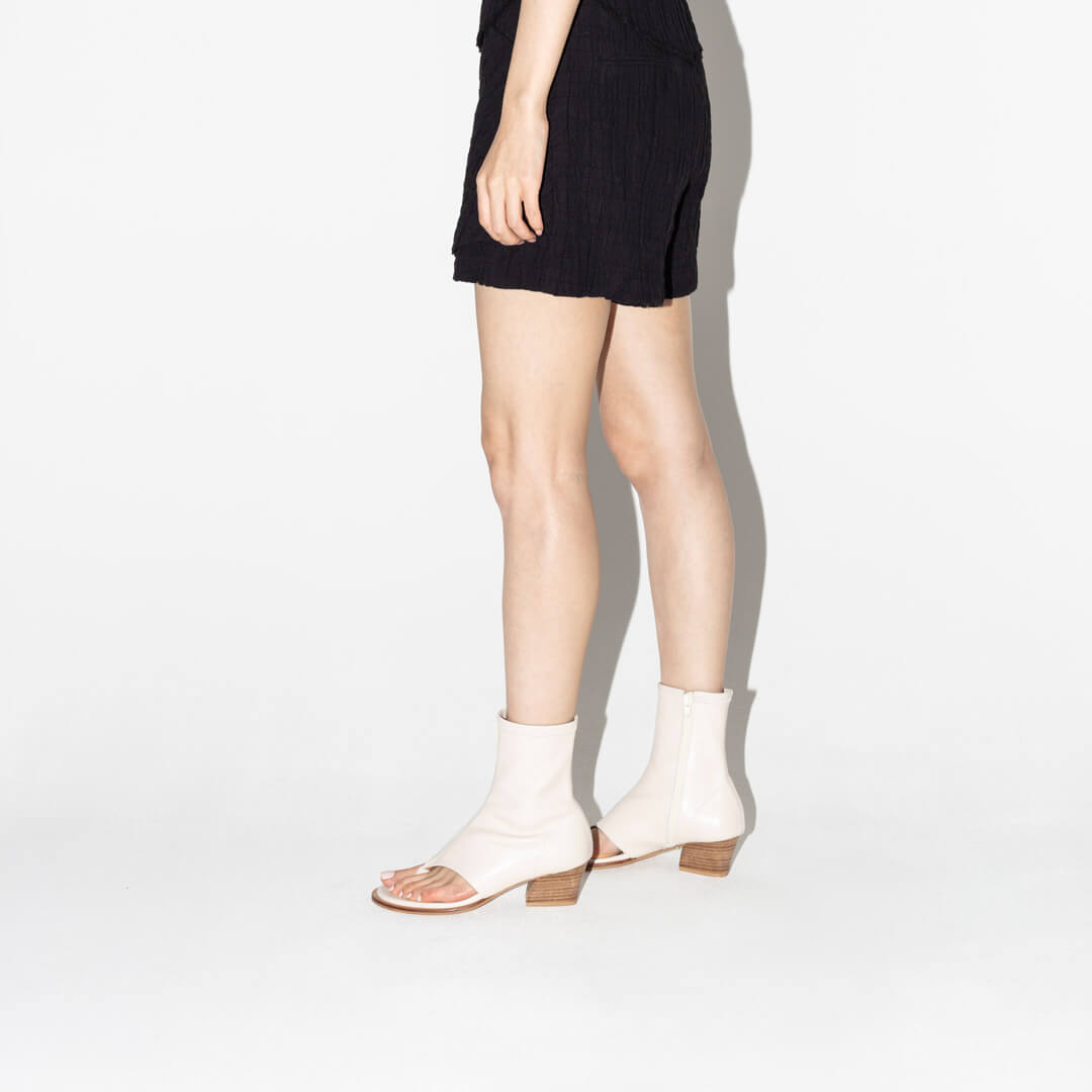 *MALENE - black, 5cm size UK 2.5