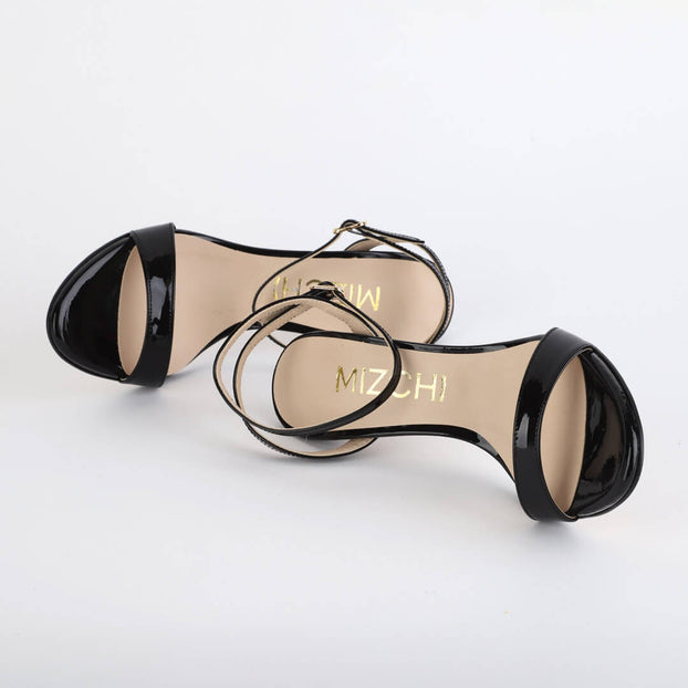 *UK 1 - MEGAN - beige patent, 8cm heel