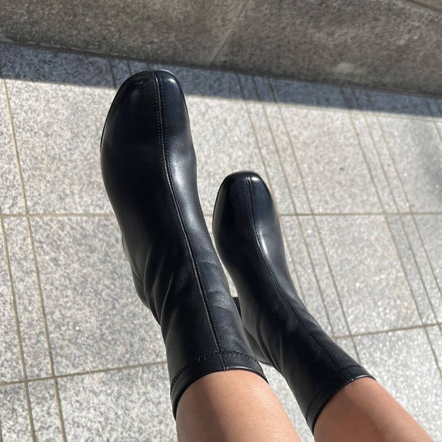 *UK size 2 - LOTTIE - black, 7cm heels