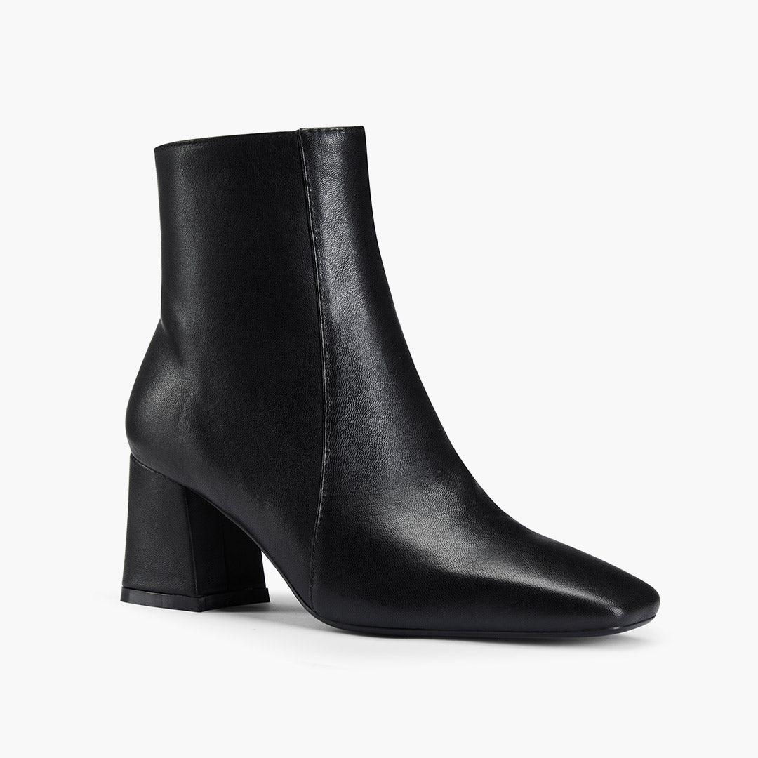 ROXANNE BLACK - leather ankle boots