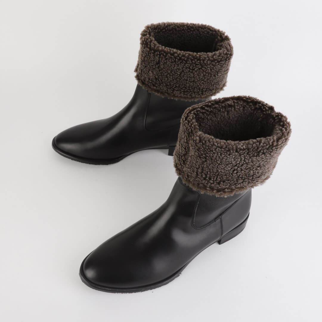 ELAT - fur lined half boots