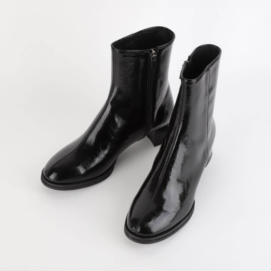 KLASS - glass effect leather boots