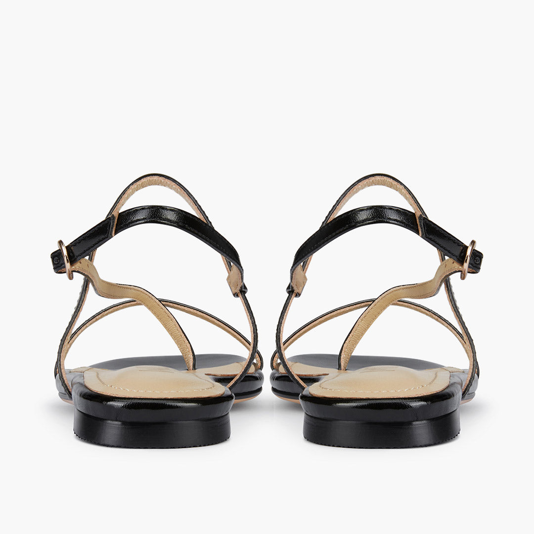 Sylus Black - Strappy flat Sandals