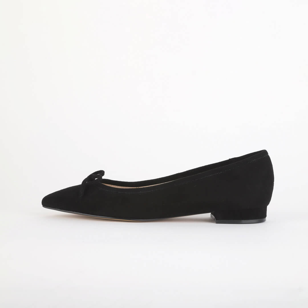 *UK size 2.5 - KAZY - black patent, 1.5cm heels