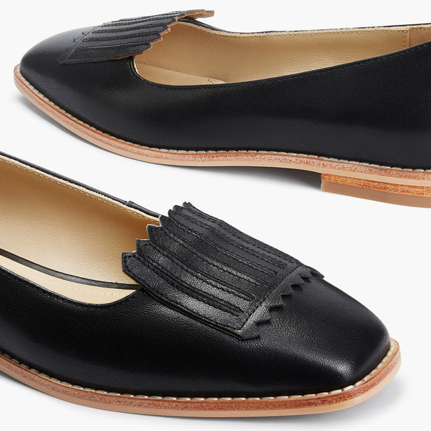 Freshfields Black - Leather Flats