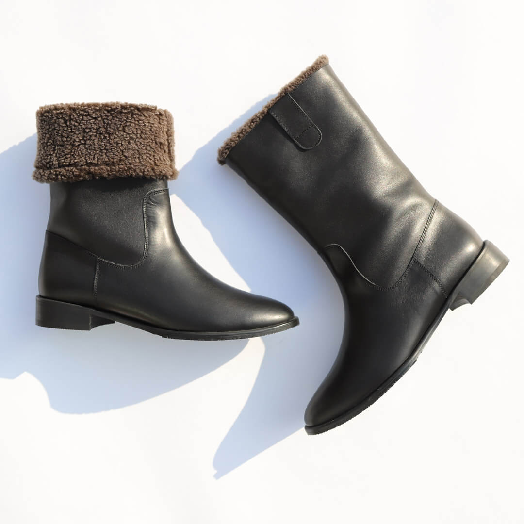 ELAT - fur lined half boots