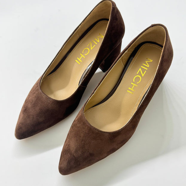 *DIARA CHOCOLATE - suede chunky heel pumps (production samples)