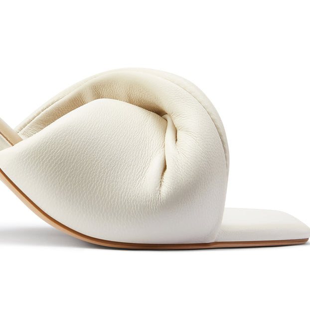 BASTINA PUFFY ivory - Leather Mules