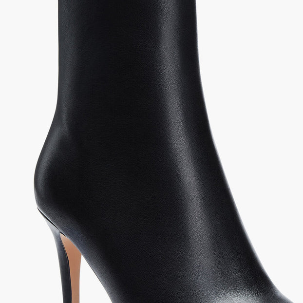 *JINNY - classic black leather ankle boots