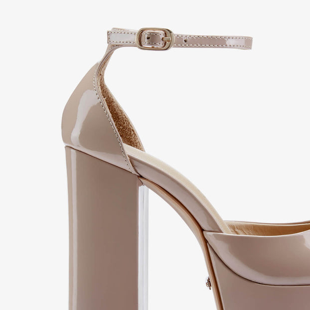 *LAURANCE - beige patent platform