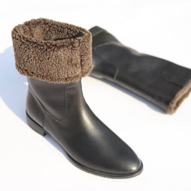 ELAT - fur lined half boots