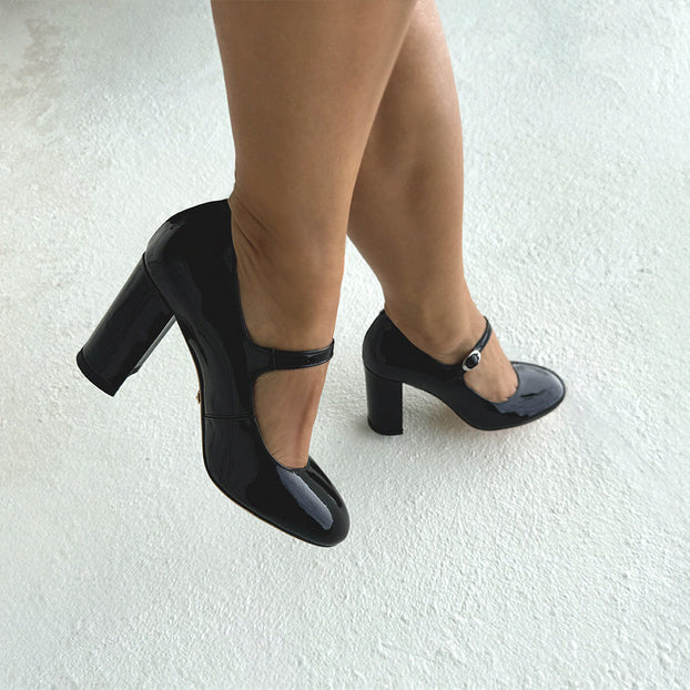 *GAYLE - black patent mary jane pumps