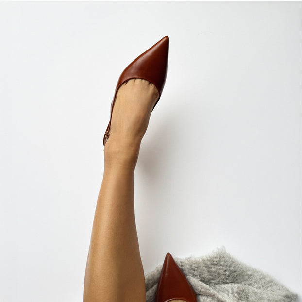 *Lena 45 - black leather slingback