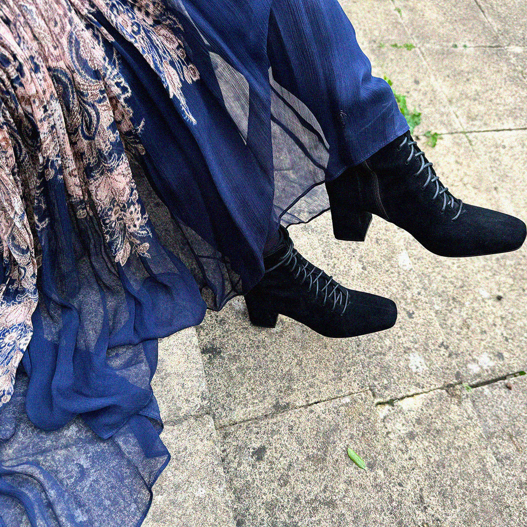 MILO BLACK- suede lace up bootie