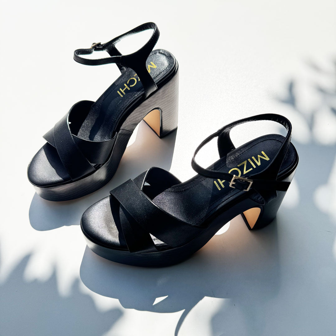 *Rylee - Black Platform Leather Sandals