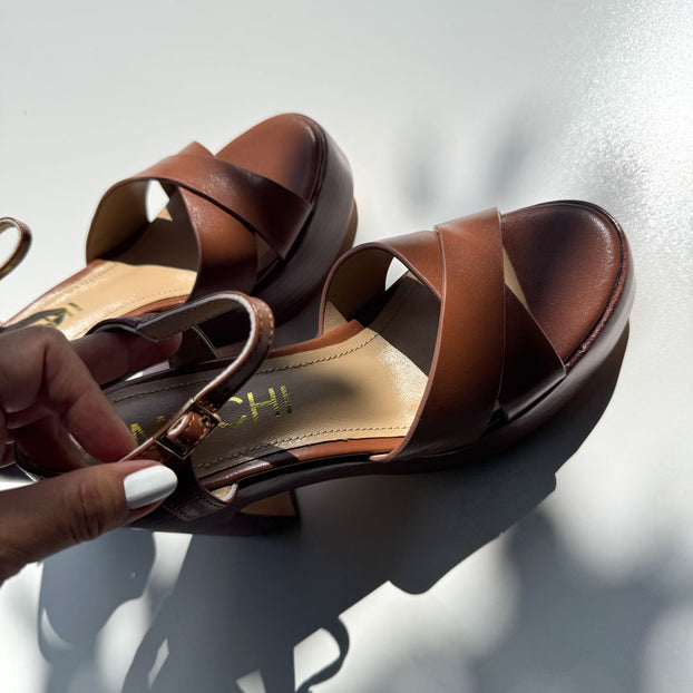 Petite Size Brown Platform Leather Sandals MIZCHI Pretty Small Shoes Petite Size Brown Platform Leather Sandals MIZCHI Pretty Small Shoes