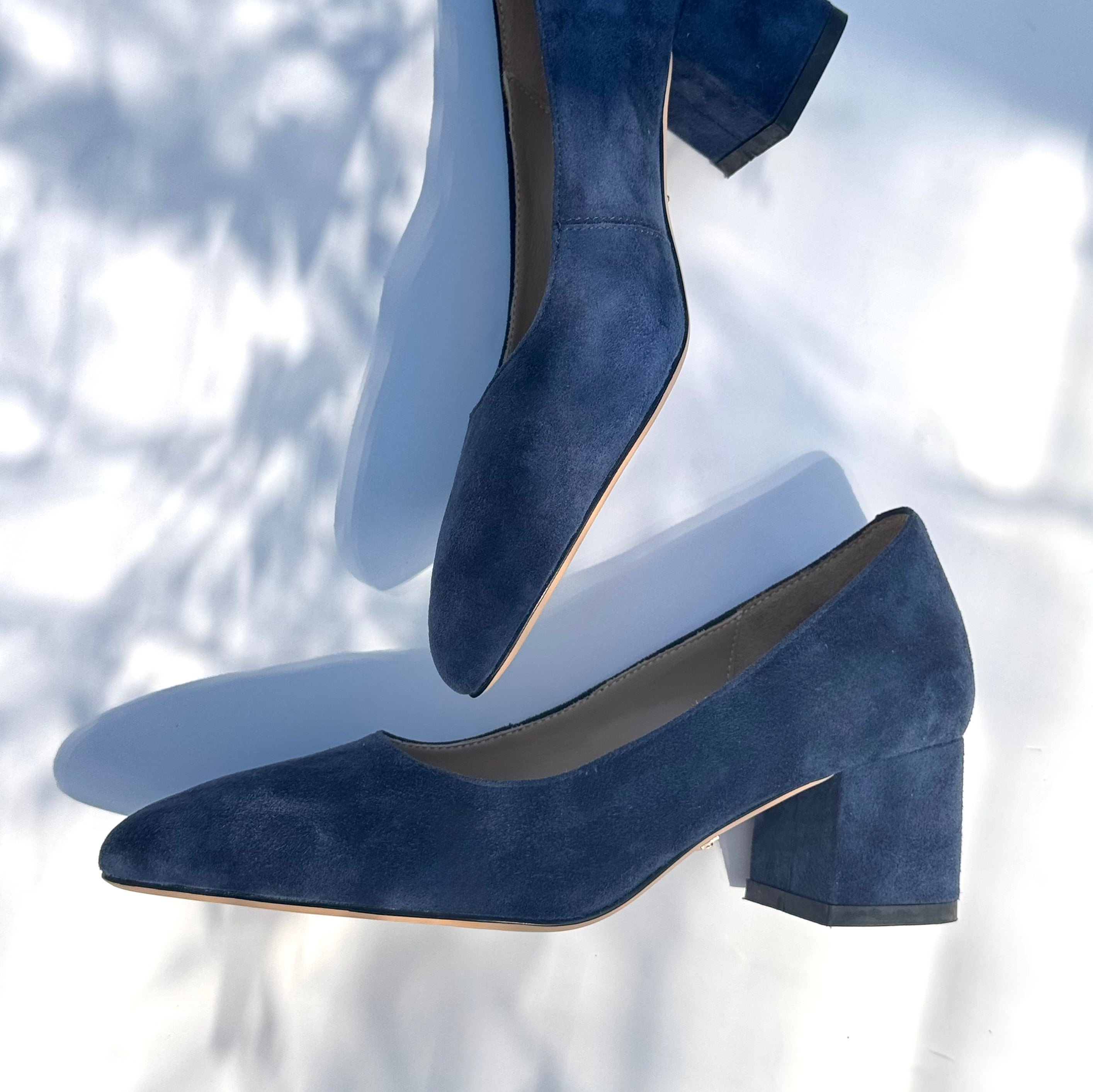 *DIARA NAVY - suede chunky heel pumps (production samples)