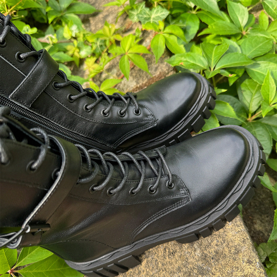 *CAMMI - lace up belted army boots