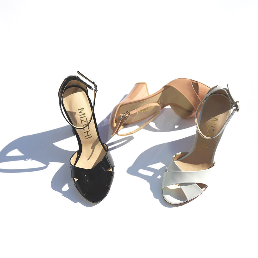 *UK size 1 - ALOVE PATENT - black, 9cm heels