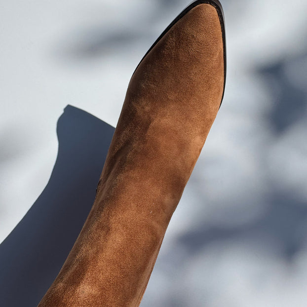 *JENNY BROWN - suede cowboy boots