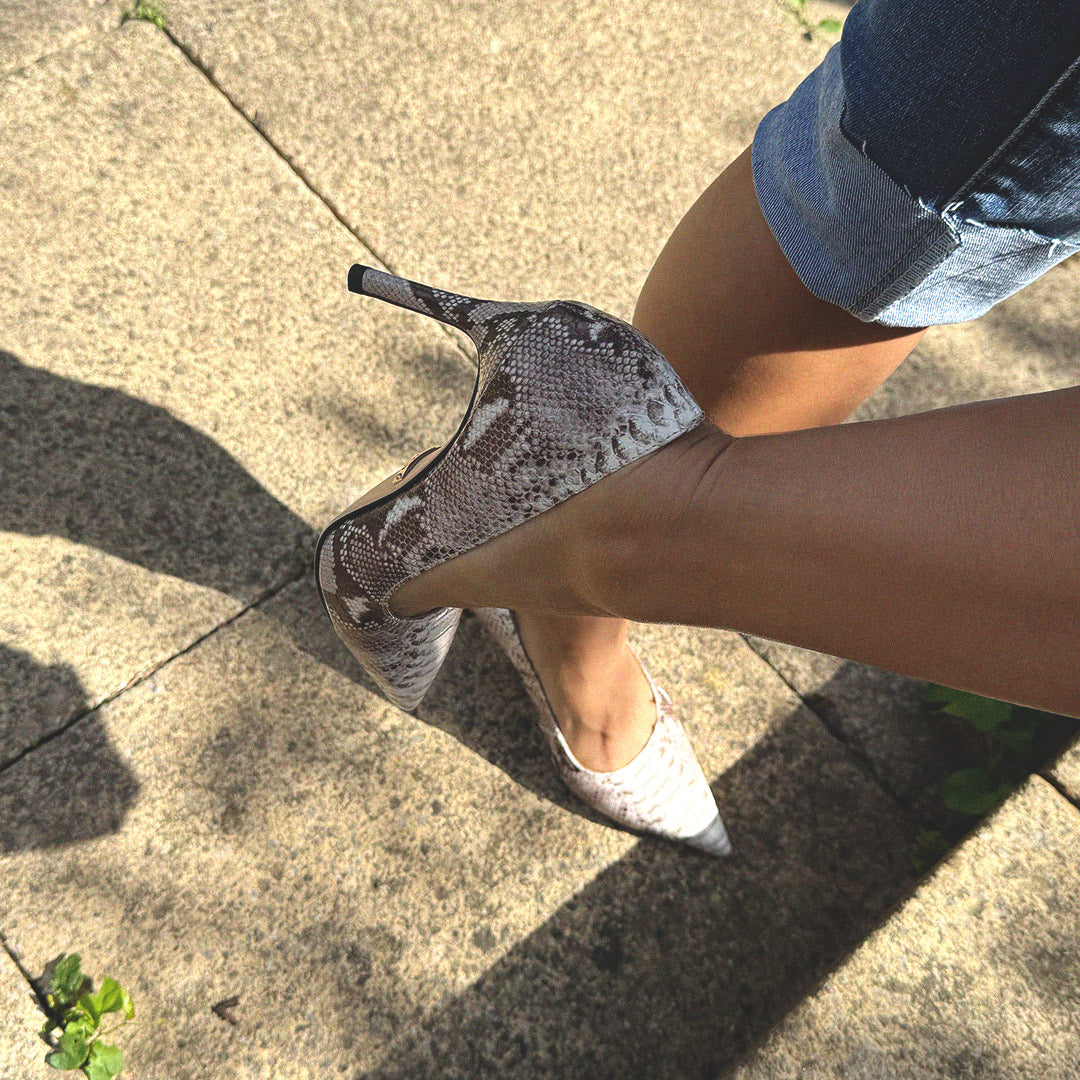 *KAYTE PYTHON - snake effect classic pumps
