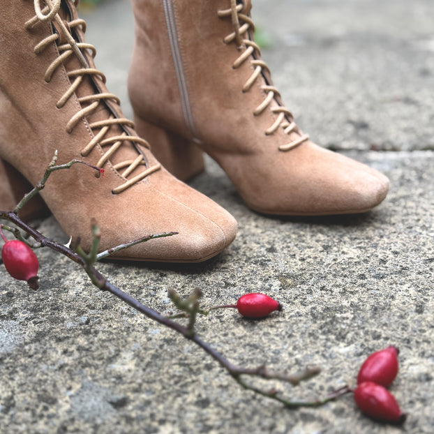 *MILO BEIGE- suede lace up bootie