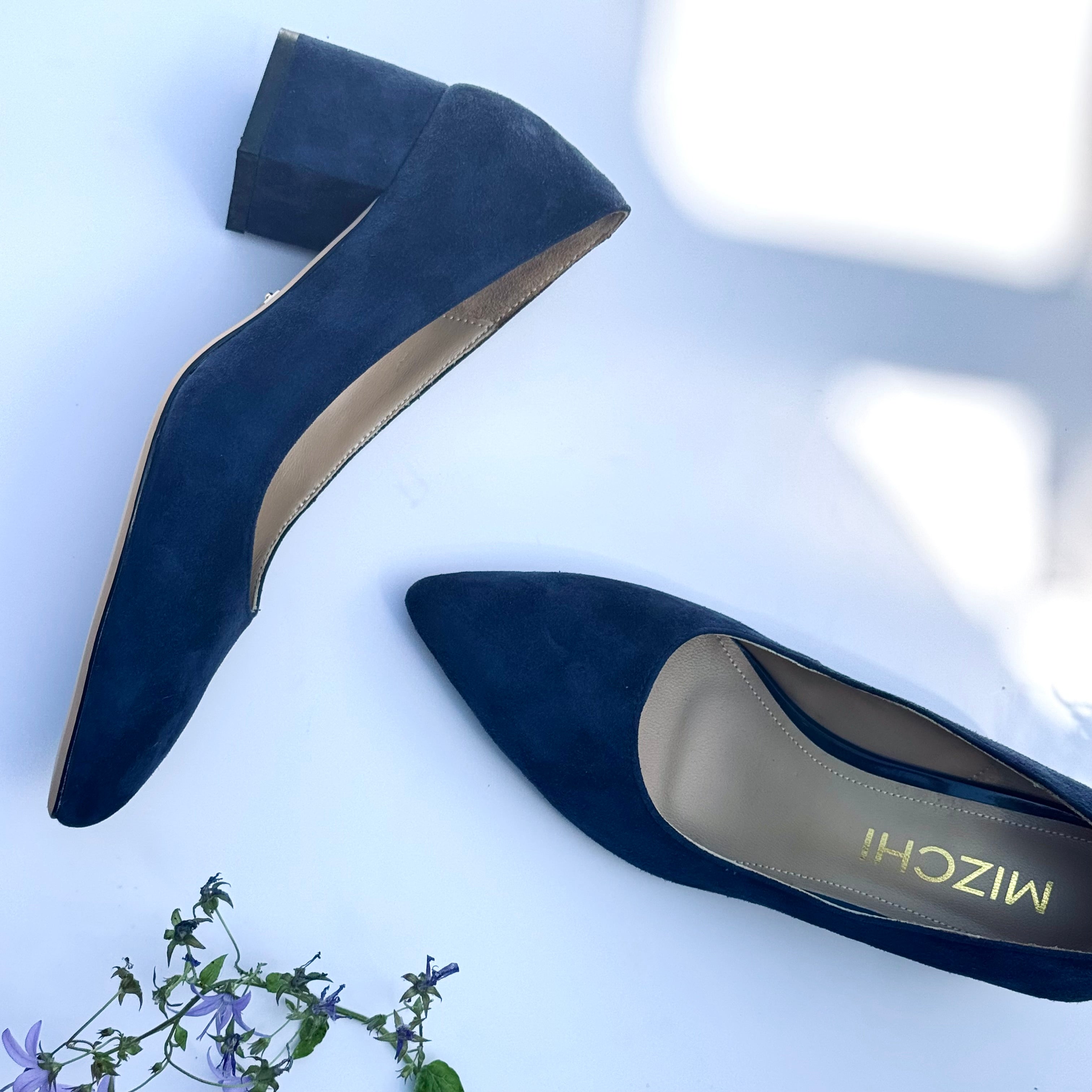 *DIARA NAVY - suede chunky heel pumps (production samples)