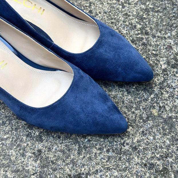 *DIARA NAVY - suede chunky heel pumps (production samples)