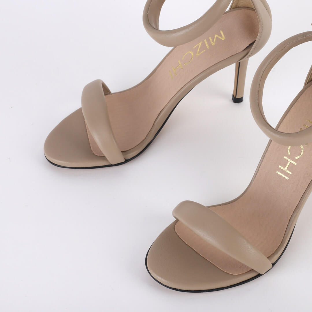 *UK size 2- PETITE FLEUR DE LIS - beige, 8cm heels