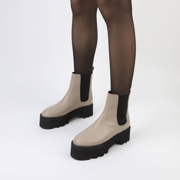 *HUDSON - black, 5cm size UK 1