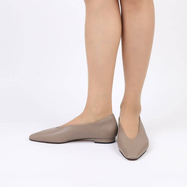 *LETSBE - light beige, 1.5cm size UK 2.5