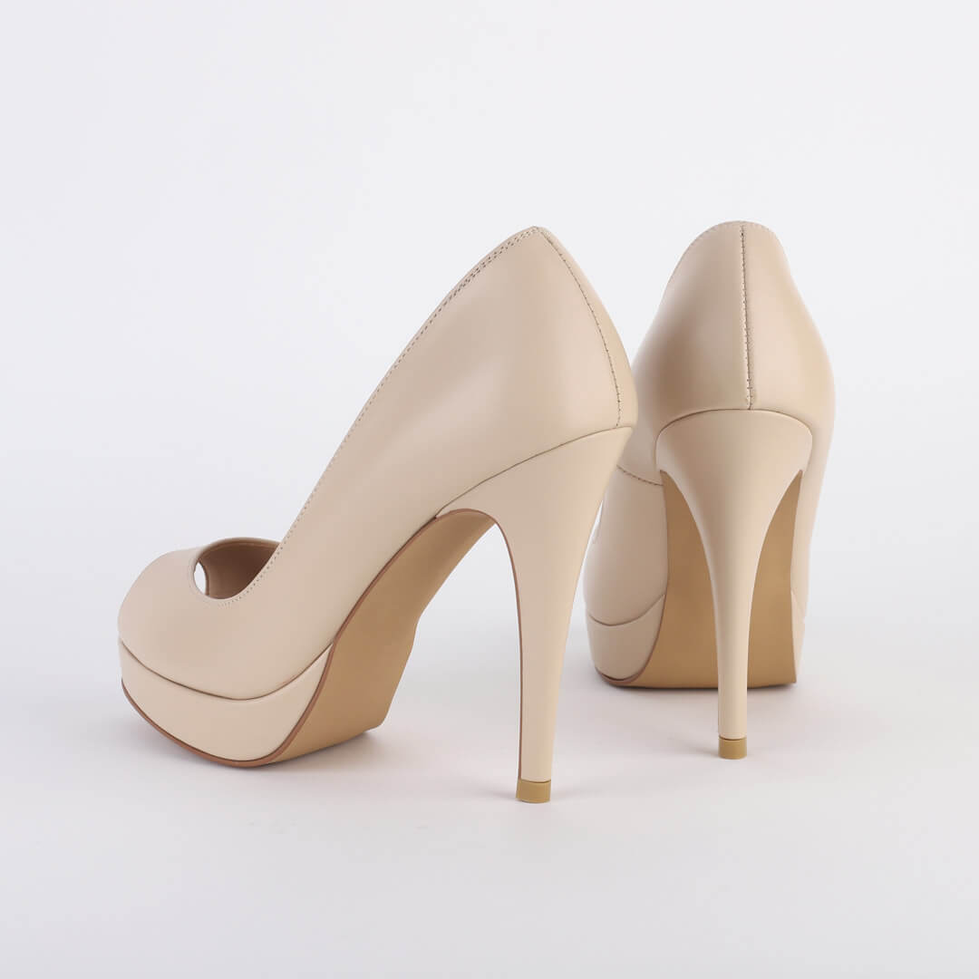 *UK size 2.5 - HINT - ivory , 9/1cm heel