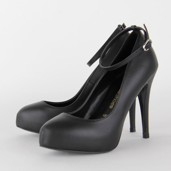*UK size 3 - SCANDALIZE - strap black, 11/2cm heel