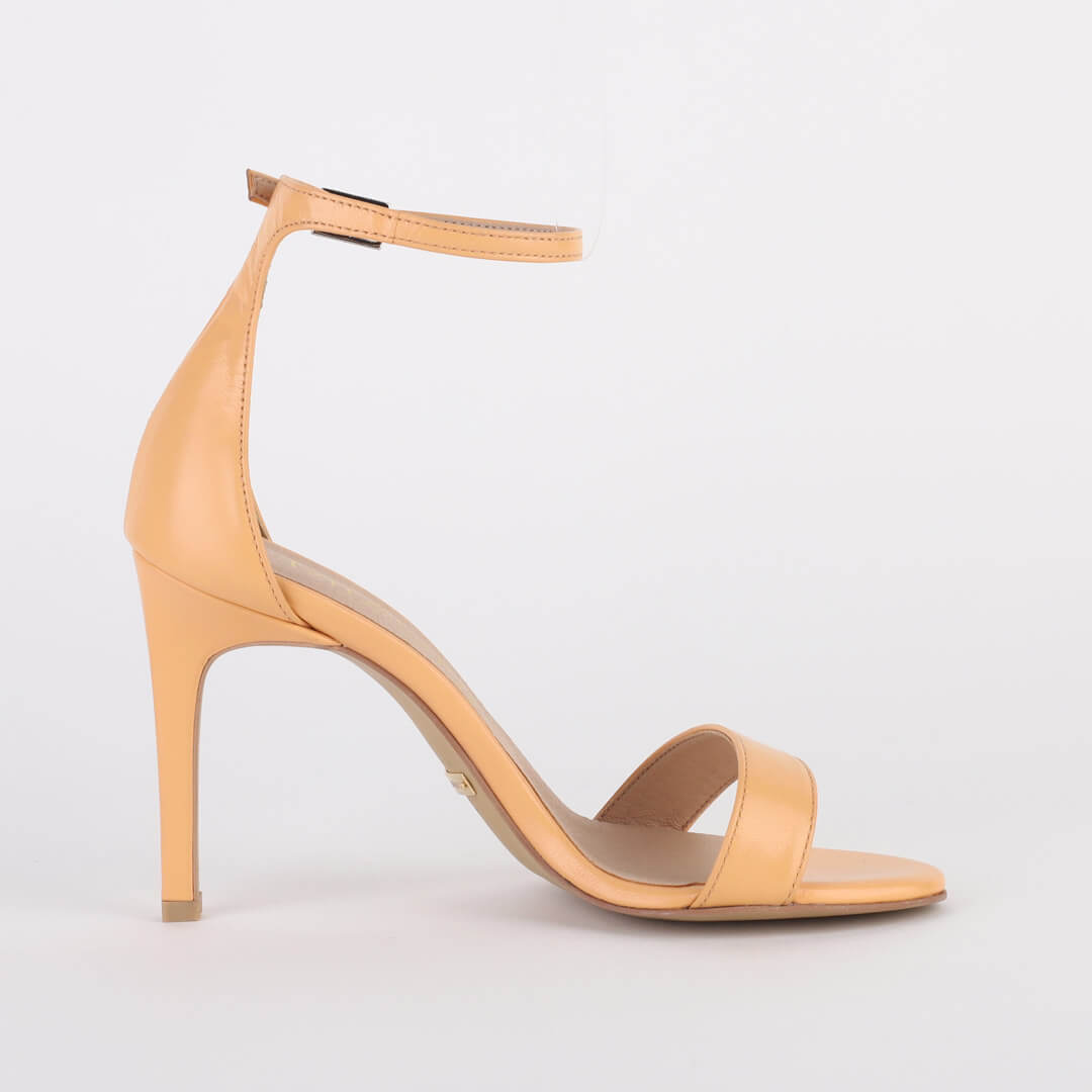 *RITZY LA VITA - orange, 9cm size UK 2