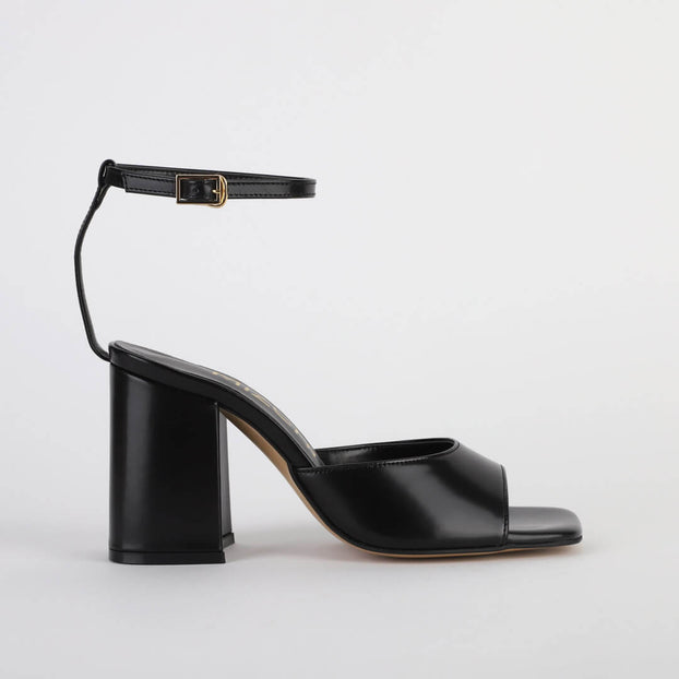*CALLING - black, 8cm size UK 2