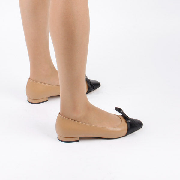 *UK size 2.5 - KASS - camel, 1.5cm heels