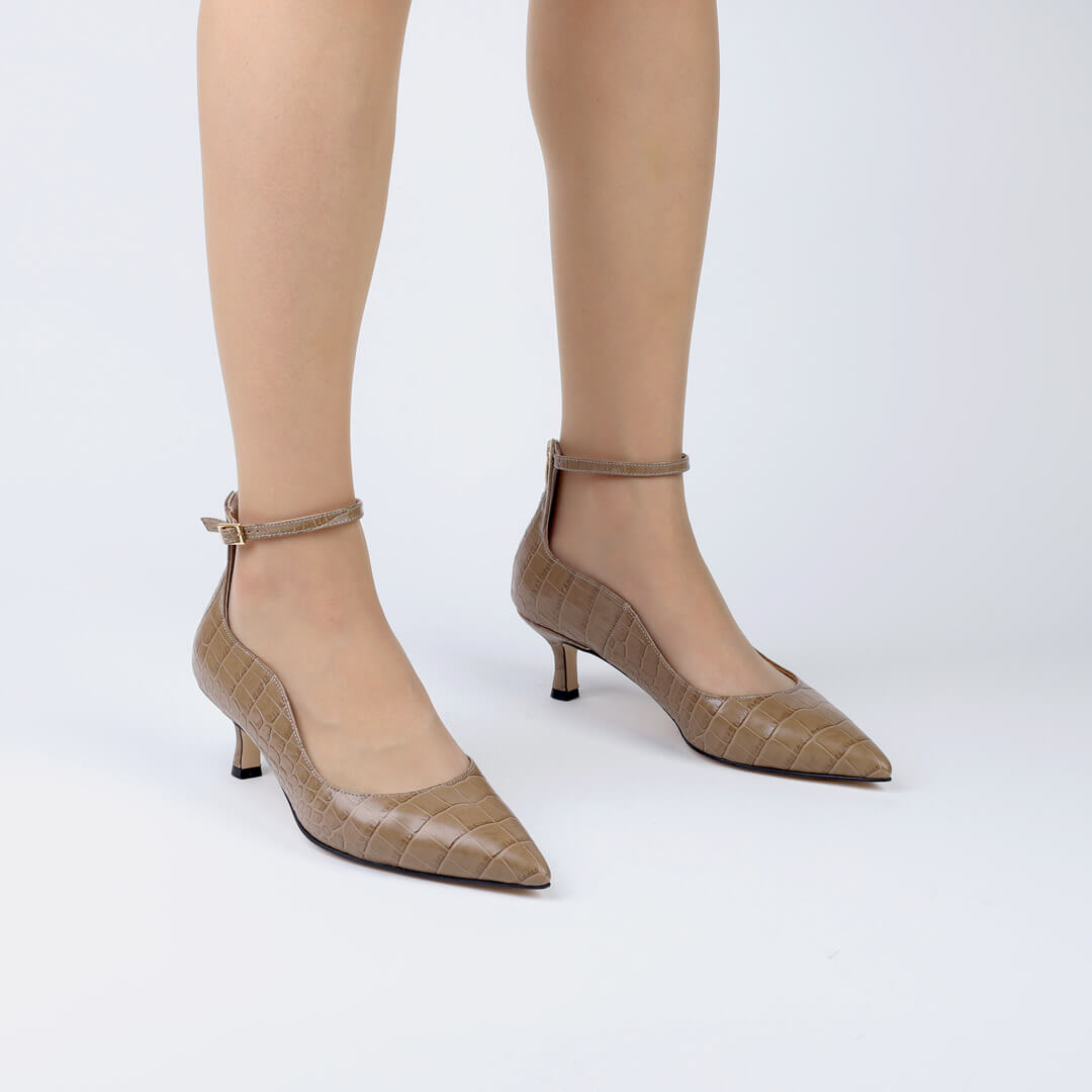 FREYA - ankle strap pump