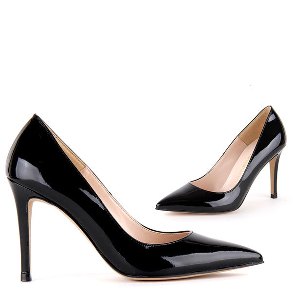 The Evolution of Pointed Toe High Heels