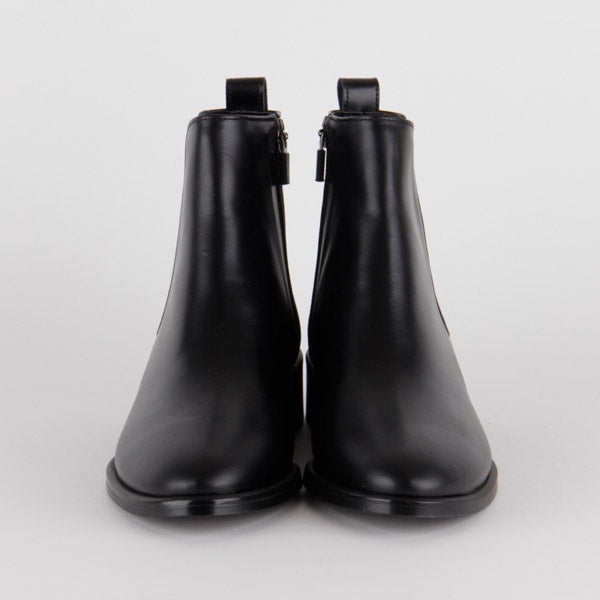 *MARION - black, 3cm size UK 2 (worn in photo shoot, light creases)