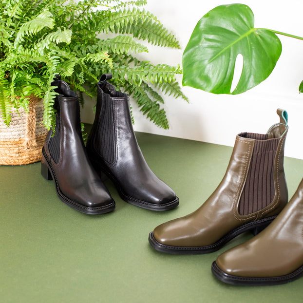 ACRA - chelsea boots