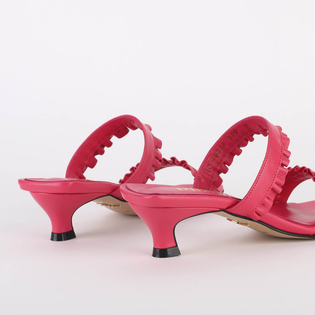 RIRI - pink slippers