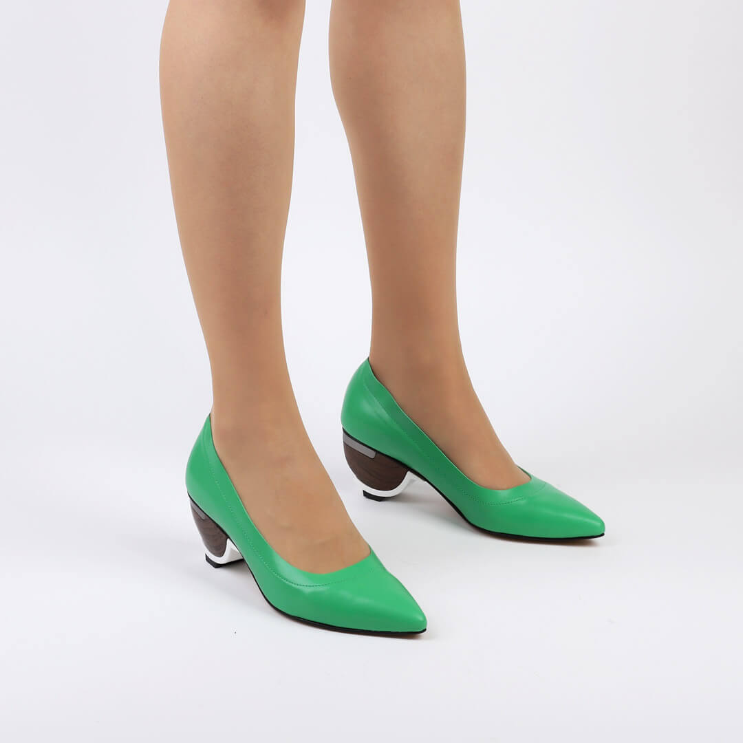 NAMOO - feature heels